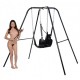 Extreme Sling And Stand Strict Leather permet de nombreuses pratiques BDSM