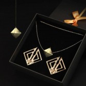 Pinces à seins de luxe dorées - Accessoires BDSM Malins-Plaisirs