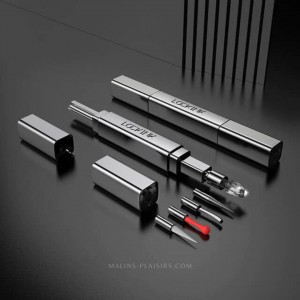 Tickler BDSM avec ses 5 têtes Grey - Accesoires BDSM Malins-Plaisirs