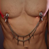 Pinces tétons Nipple Play avec chaîne - Boutique BDSM Malins-Plaisirs
